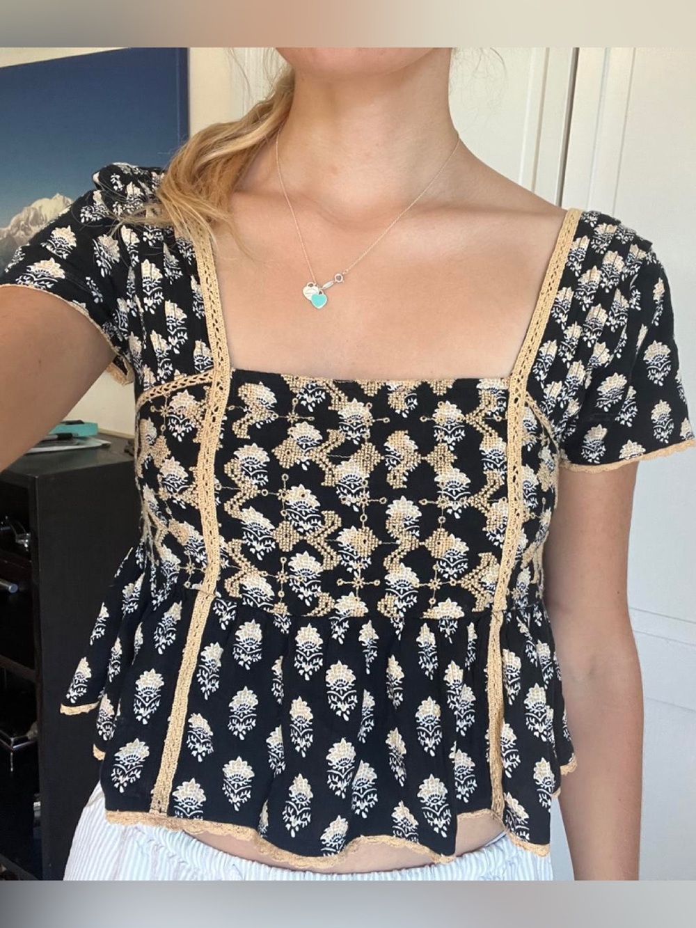 American Eagle Black Yellow Floral Smocked Babydoll Crop Top S